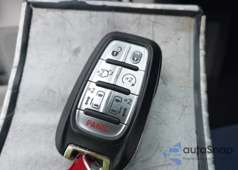 2019 Chrysler Pacifica Touring L z USA, uszkodzony, nr VIN 2C4RC1BG2KR626933